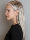 Glatte Echthaar Perücke in Blond mit dunkelem Haaransatz EH034