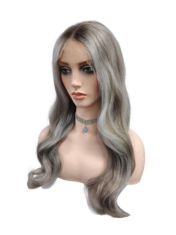 Echthaarperücke in Light Ashy Blonde mit sanften Highlights EH025