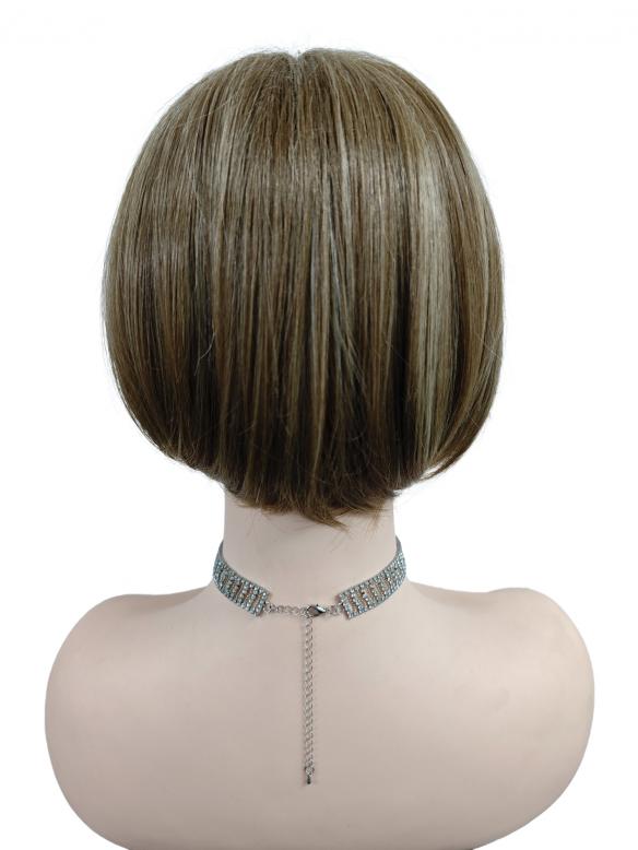 Synthetische Perücke im sanften süßbraunen Bob-Schnitt (Basis Kappe) DBK003