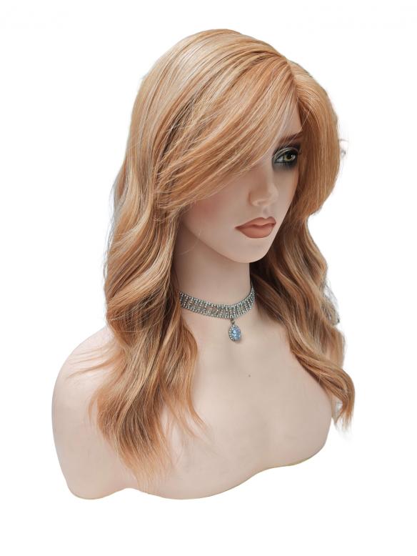 Wellige Kunsthaarperücke in Kupferblond mit Seitenscheitel und schrägem Pony (Pre-Cut Lace) DLP074