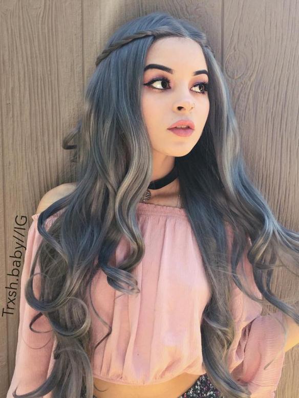 Dunkle Grau lange Wellige Synthetsiche  Lace Front Perücke SNY090