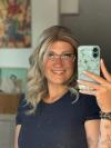 35 cm Lange Kunsthaarperücke in Grau und Hellblond mit Dunklem Ansatz (Lace Front) DLP063