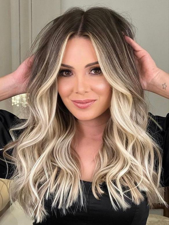 Echthaarperücke in Smoky Brown mit platinblonden Highlights – natürlich & modern EH040