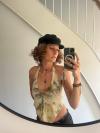 Lockige synthetische Perücke in Kupferrot im stilvollen Retro- und modernen Fashion-Look (Basis-Kappe) DBK017