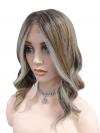 Gewellte Perücke in Hellbraun mit Platinblond-Highlights (Lace Part) DLP042
