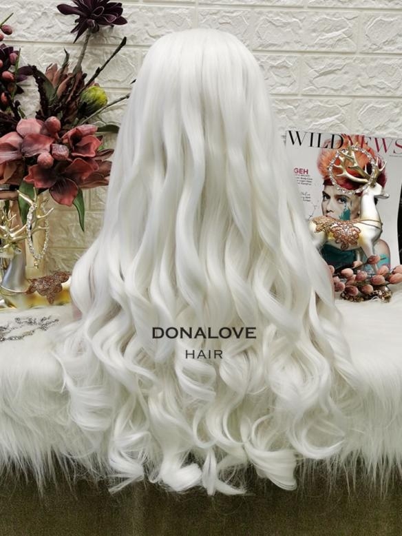 Weiße Lange Wellige Synthetische Lace Front Perücke SNY303