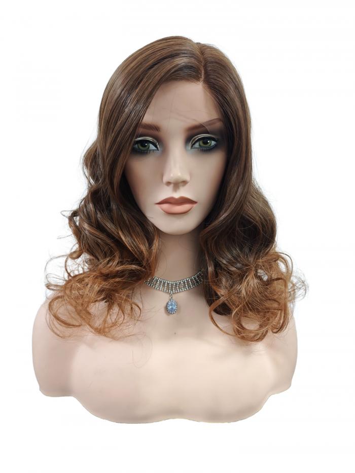 Braune Kunsthaarperücke mit Linksscheitel – Stark lockige synthetische Perücke (Lace Front) DLP067
