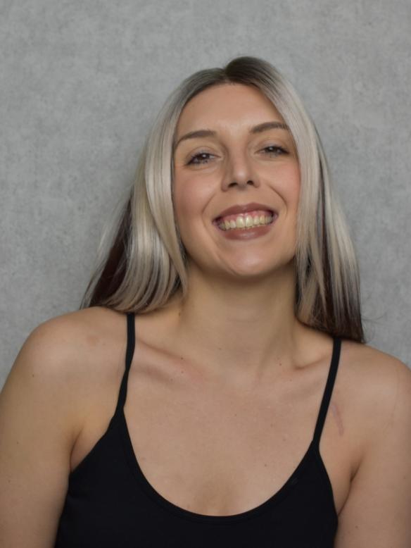 Glatte synthetische Perücke in DunkelRotBraun Mix Weißblond (Lace Part) DLP053