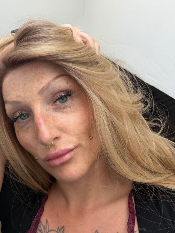 Seidige honigblonde lange synthetische Perücke (Lace Part) DLP030