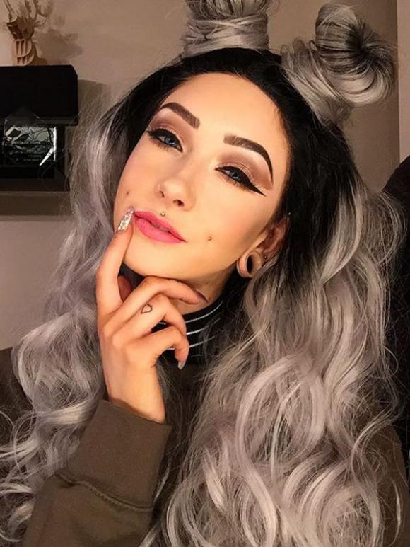 Graue Spitzenperücke, 61 Cm Lang, Silbergrau – Lace Front, Hitzebeständig Bis 180°C, Für Drag, Daily & Styling