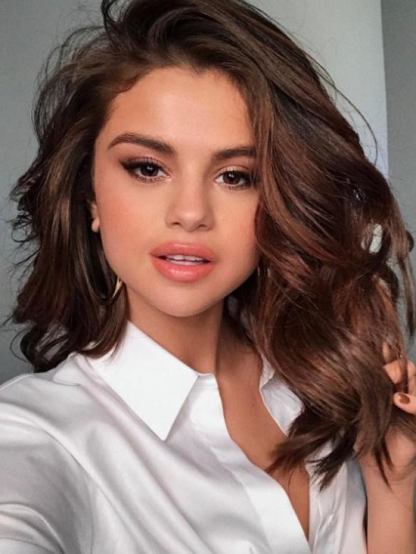 Berümte inspirierende Braun Vollspitze Echthaar Perücke FLW014