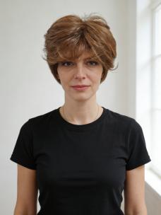 Kurze Kunsthaarperücke in Kastanienbraun (Standard Kappe) DBK001