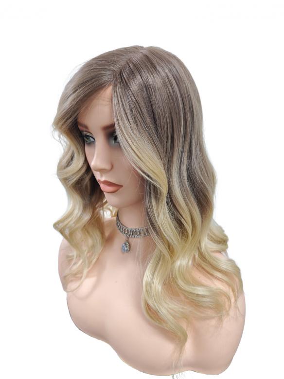 Elegante Ombre-Perücke in Aschbraun zu Blond mit weichen Wellen (Lace Part) DLP043